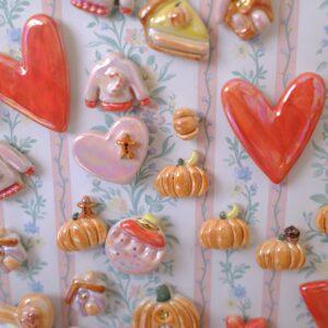 Magnet coeur rose et pain d'épices